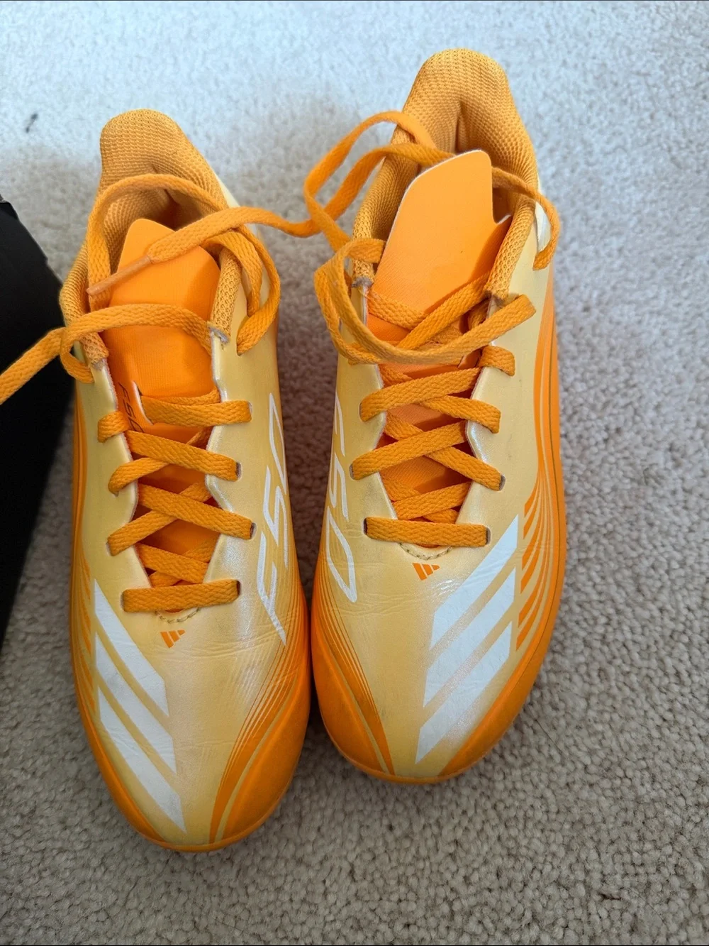 Messi soccer shoes size 2.5 youth